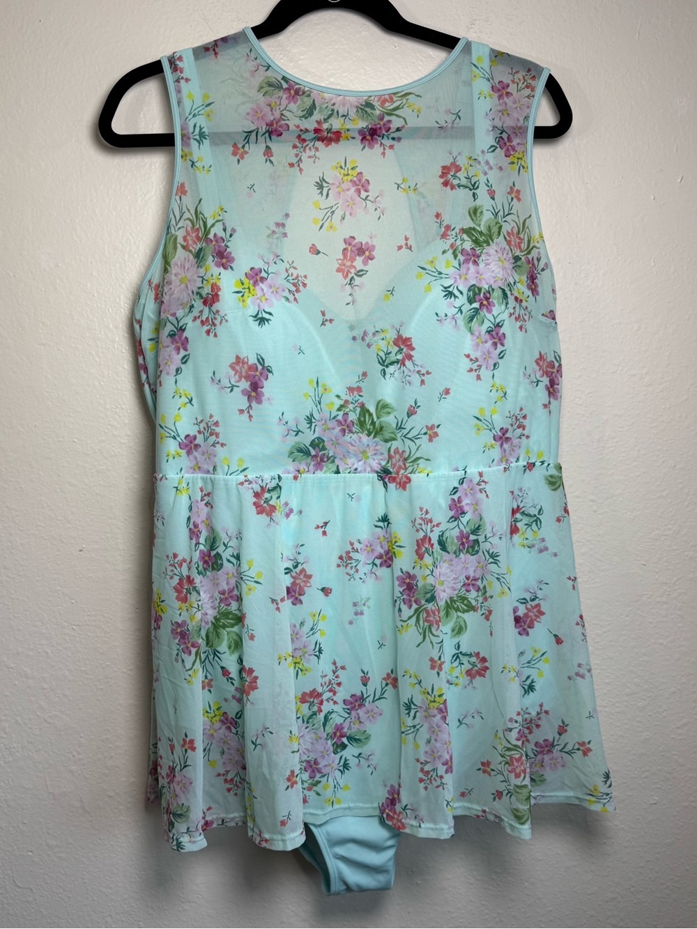 Torrid Swimsuit Short Mesh Overlay Green Floral Swim Dress Size 2 D/DD Underwire